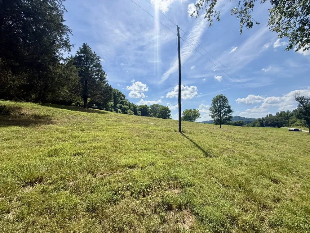 40 Mahan Lane Elmwood, TN 38560
