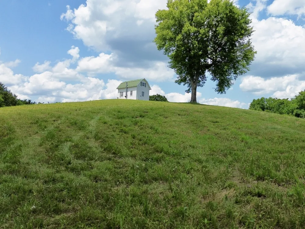 40 Mahan Lane Elmwood, TN 38560