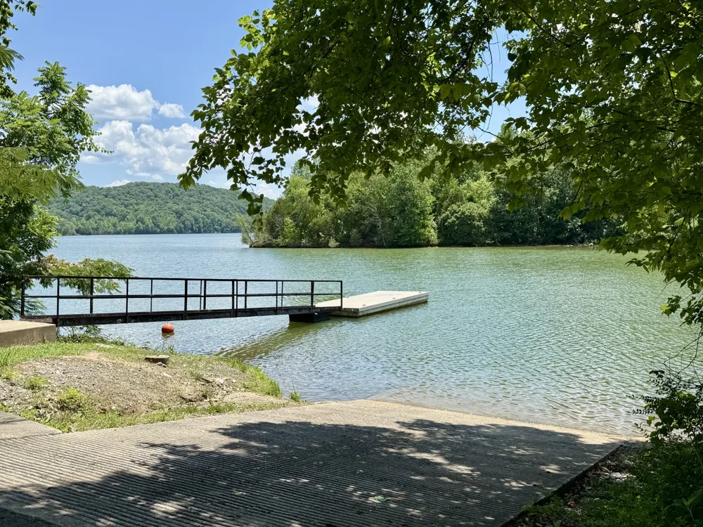 40 Mahan Lane Elmwood, TN 38560