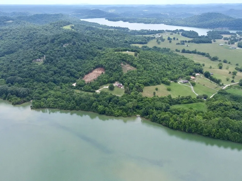40 Mahan Lane Elmwood, TN 38560