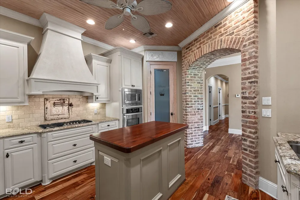 4704 Taldon Lane Benton, LA 71006
