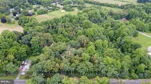 5 SARA RUN LANE Bridgeton, NJ 08302