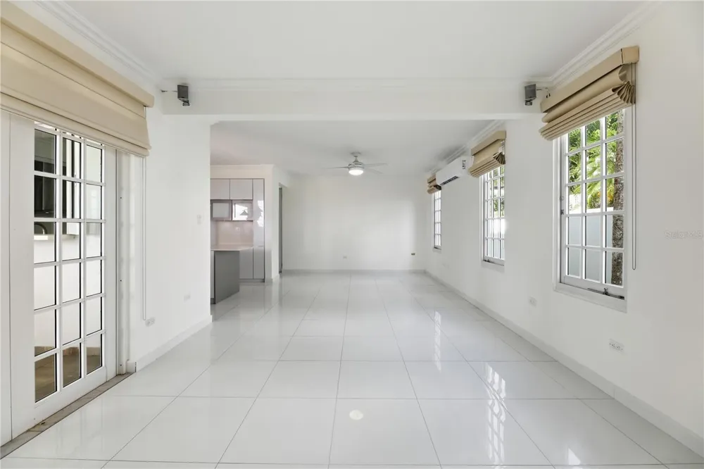 97 CALLE PITIRRE MONTEHIEDRAS San Juan, PR 00926