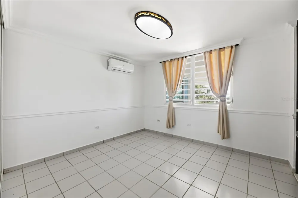 97 CALLE PITIRRE MONTEHIEDRAS San Juan, PR 00926