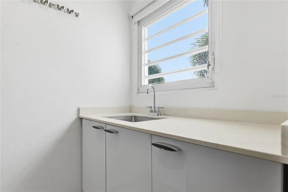 97 CALLE PITIRRE MONTEHIEDRAS San Juan, PR 00926