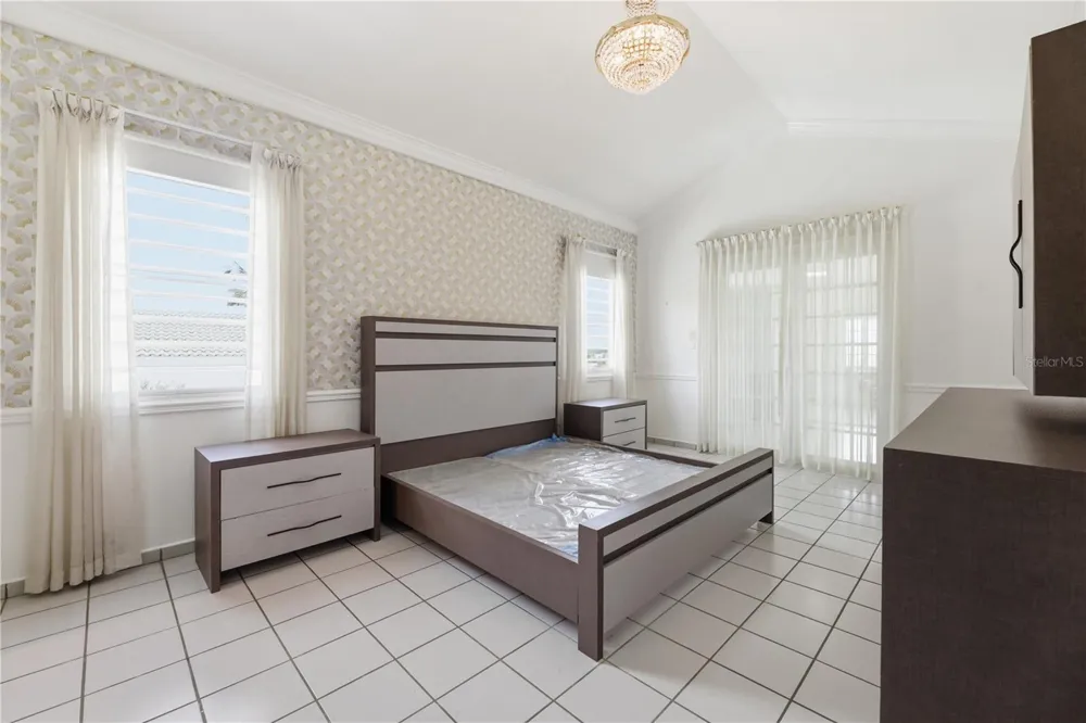 97 CALLE PITIRRE MONTEHIEDRAS San Juan, PR 00926