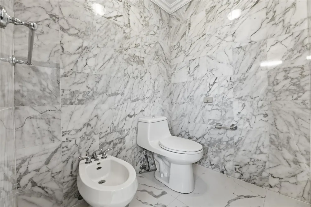97 CALLE PITIRRE MONTEHIEDRAS San Juan, PR 00926