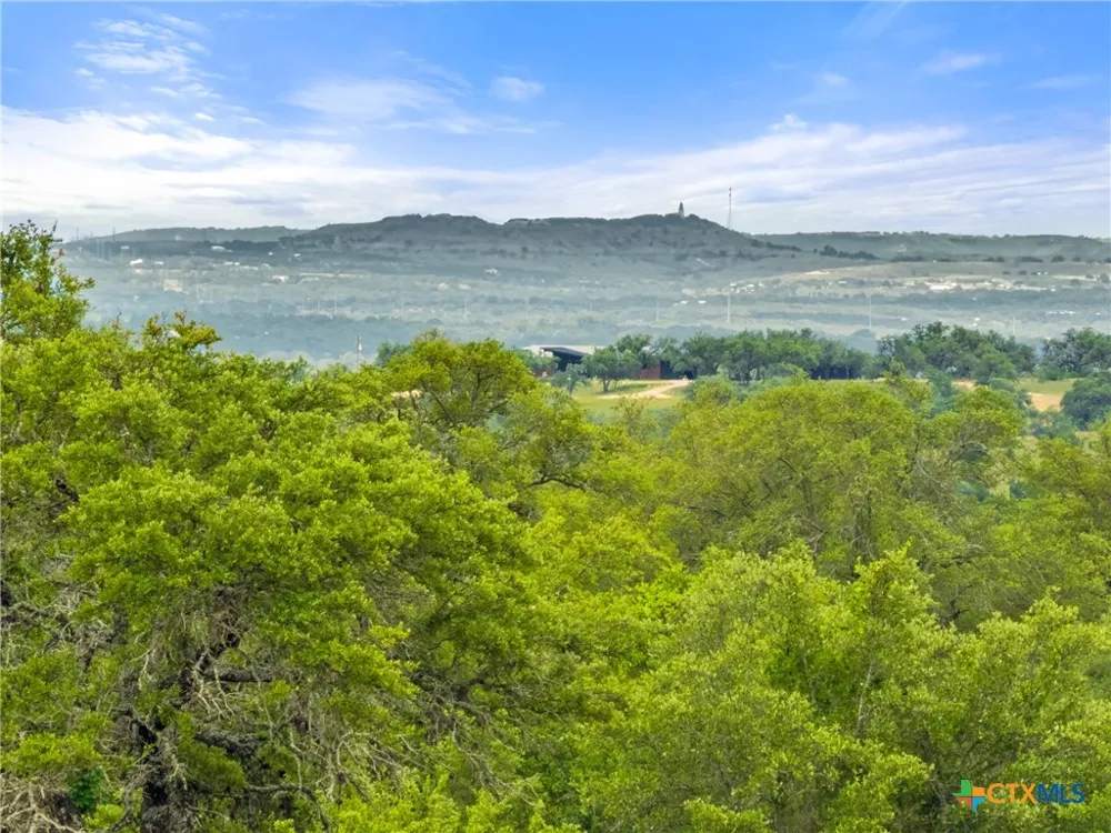 428 Summit Spring Lane Johnson City, TX 78636