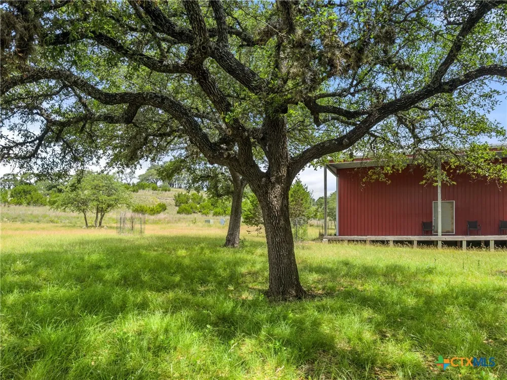 428 Summit Spring Lane Johnson City, TX 78636