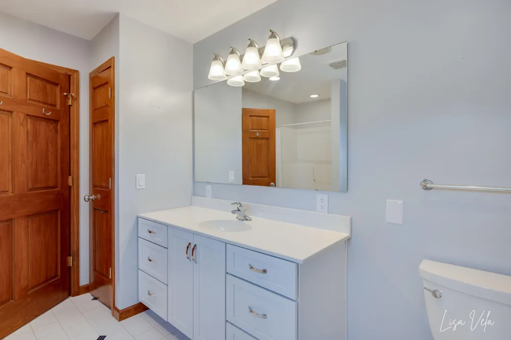 447 Lakeshore Boulevard Norton Shores City, MI 49444