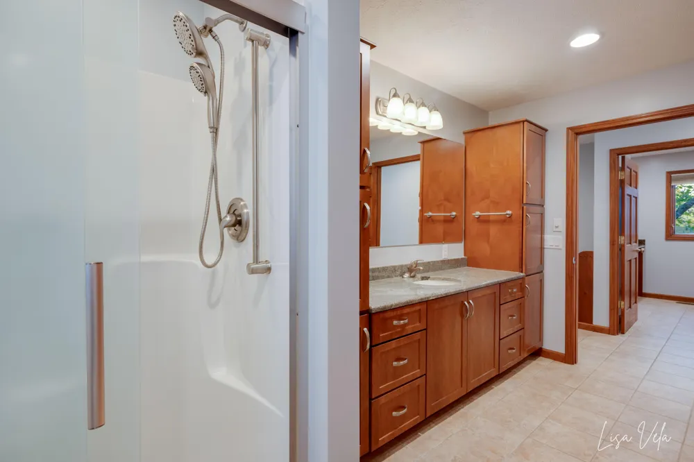 447 Lakeshore Boulevard Norton Shores City, MI 49444