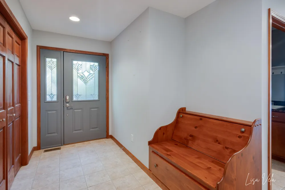 447 Lakeshore Boulevard Norton Shores City, MI 49444