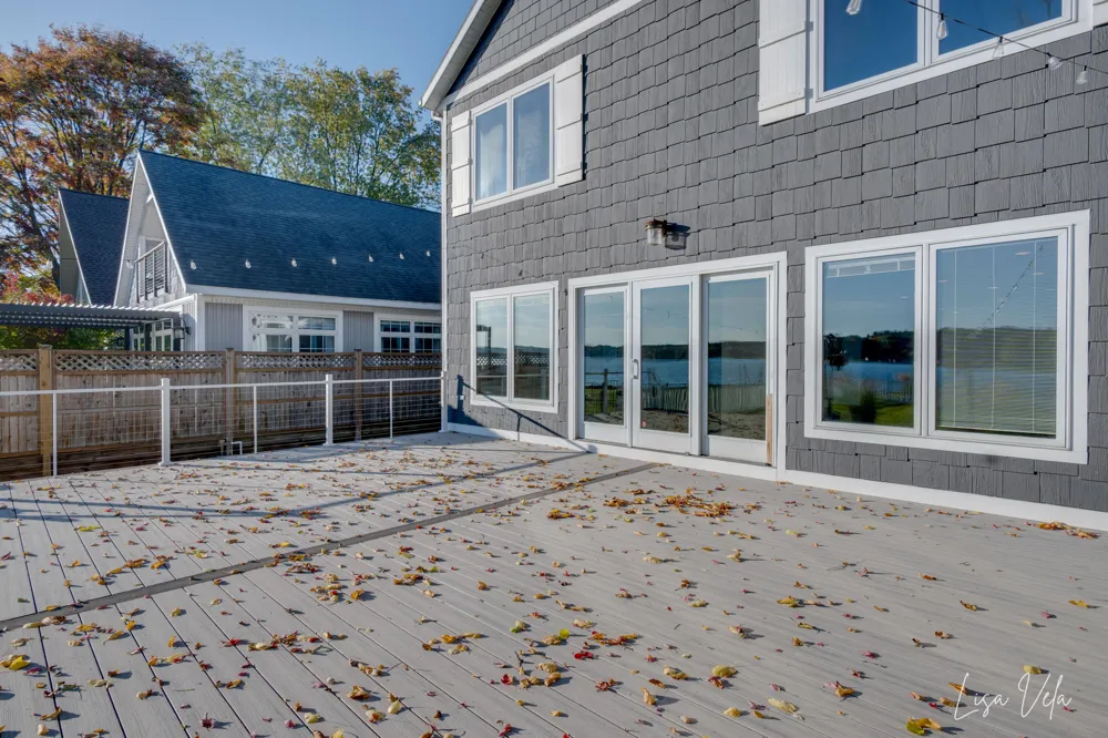 447 Lakeshore Boulevard Norton Shores City, MI 49444