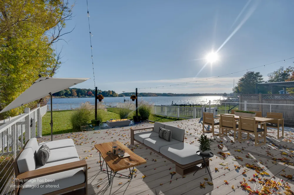 447 Lakeshore Boulevard Norton Shores City, MI 49444