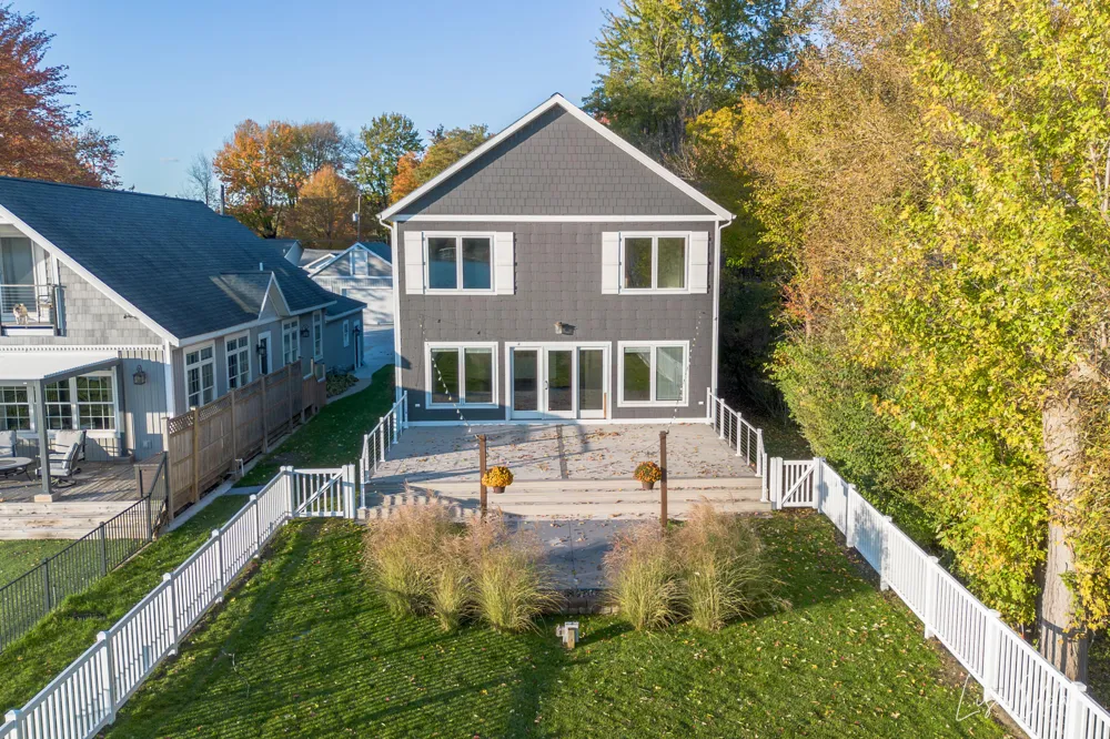 447 Lakeshore Boulevard Norton Shores City, MI 49444