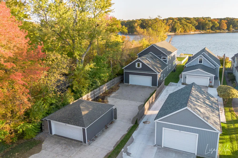 447 Lakeshore Boulevard Norton Shores City, MI 49444