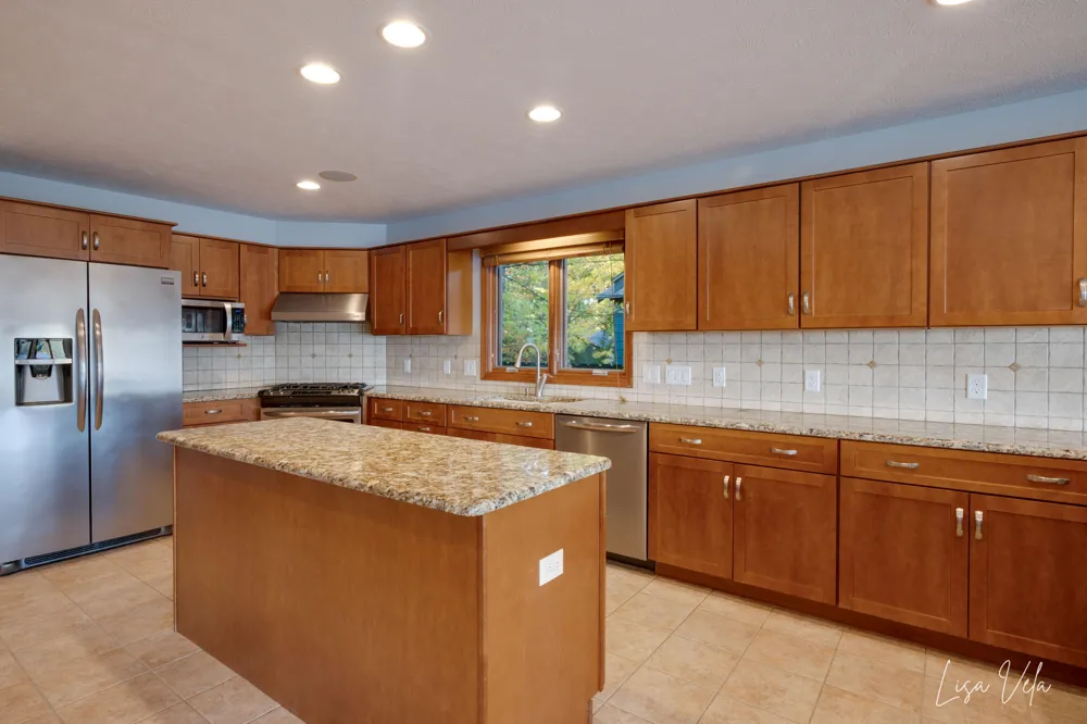 447 Lakeshore Boulevard Norton Shores City, MI 49444
