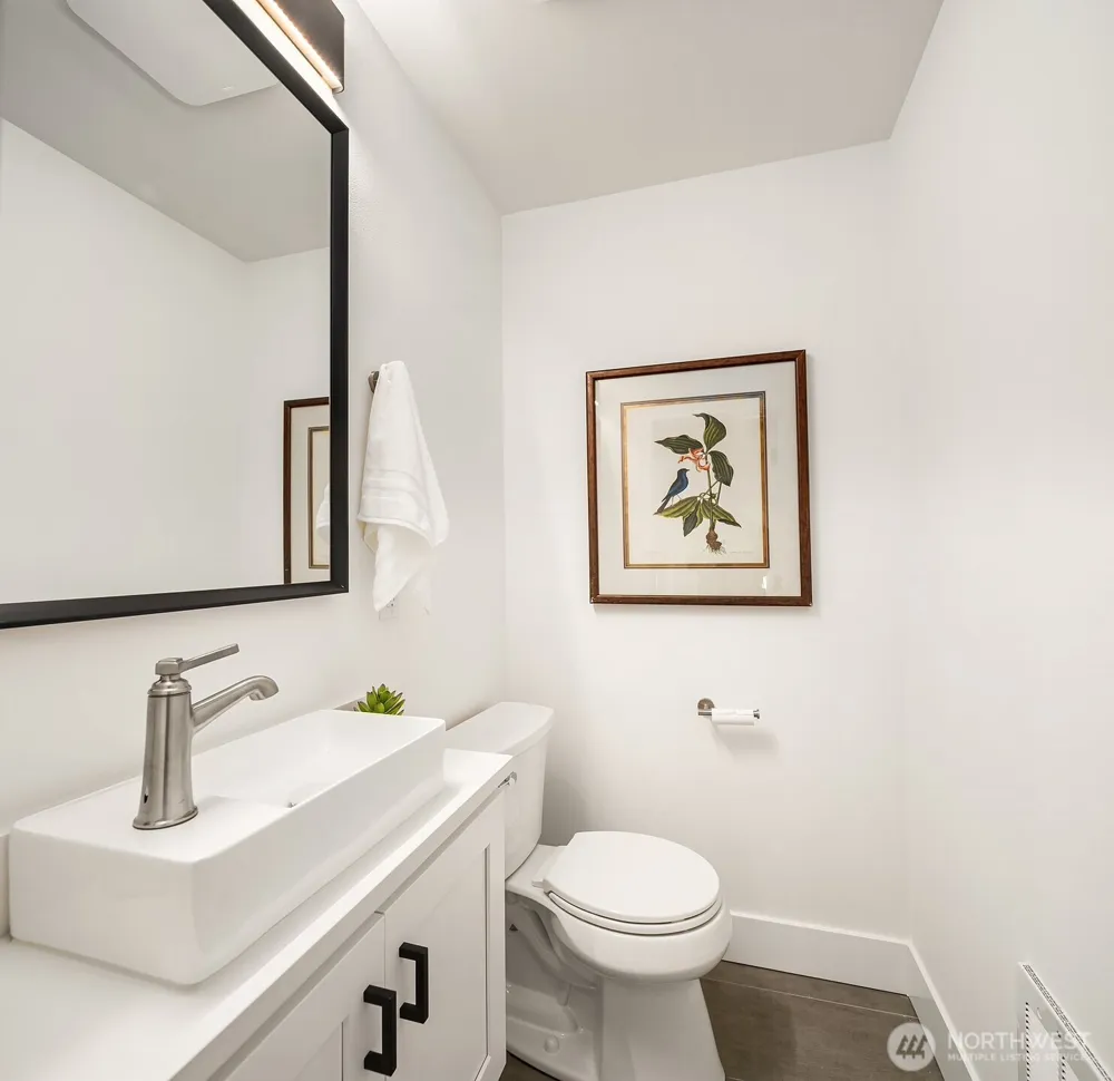 7721 NE 175th Street #103 Kenmore, WA 98028