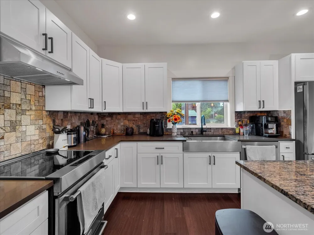 2204 158th Street Ct E Tacoma, WA 98445