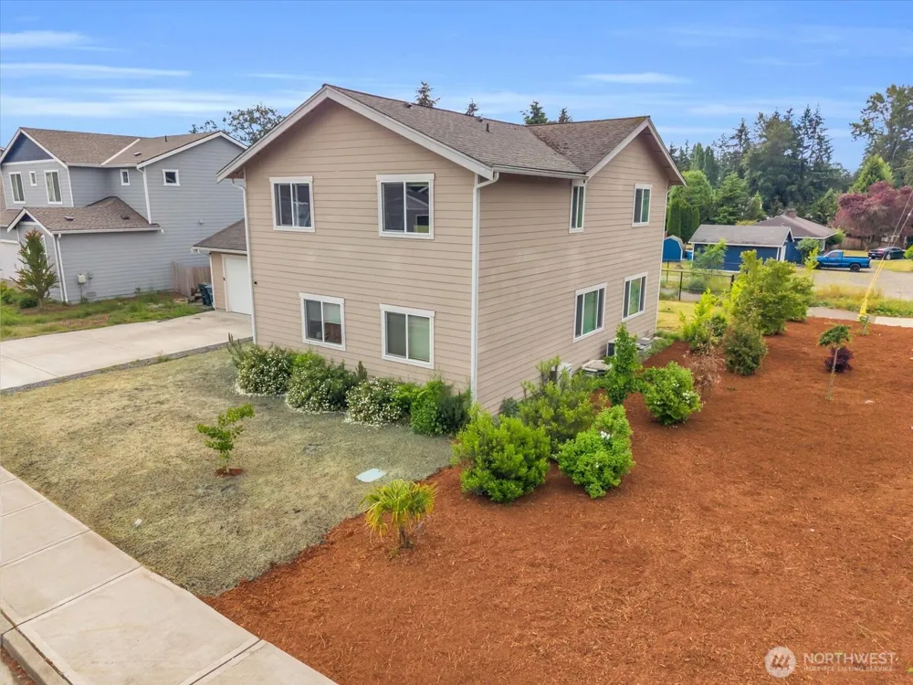 2204 158th Street Ct E Tacoma, WA 98445