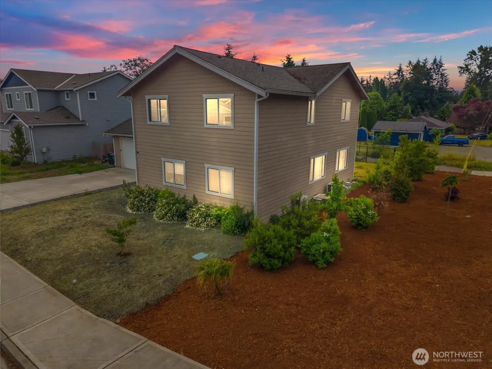2204 158th Street Ct E Tacoma, WA 98445