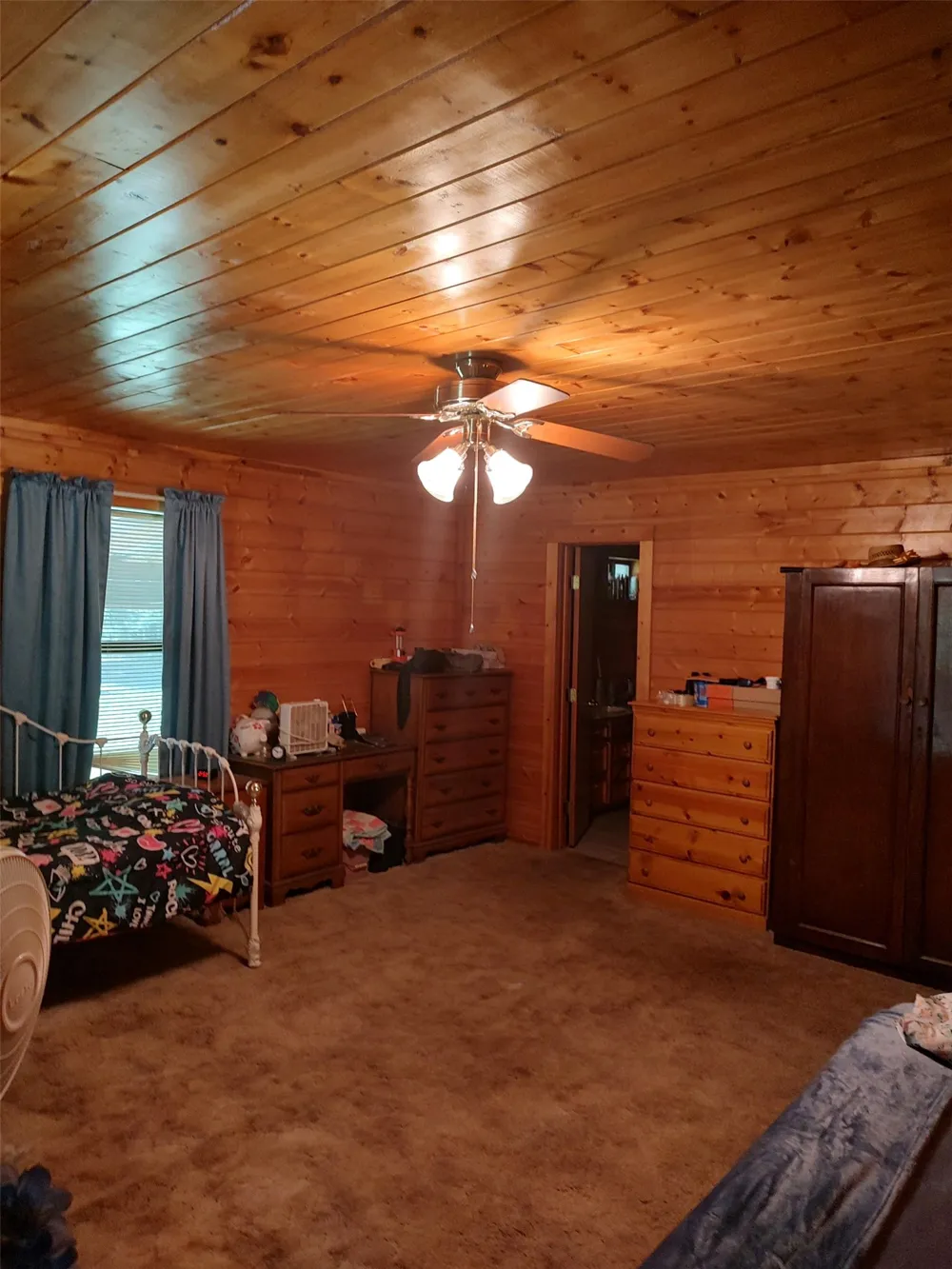 1061 CR 1807 3 ACRES Yantis, TX 75497