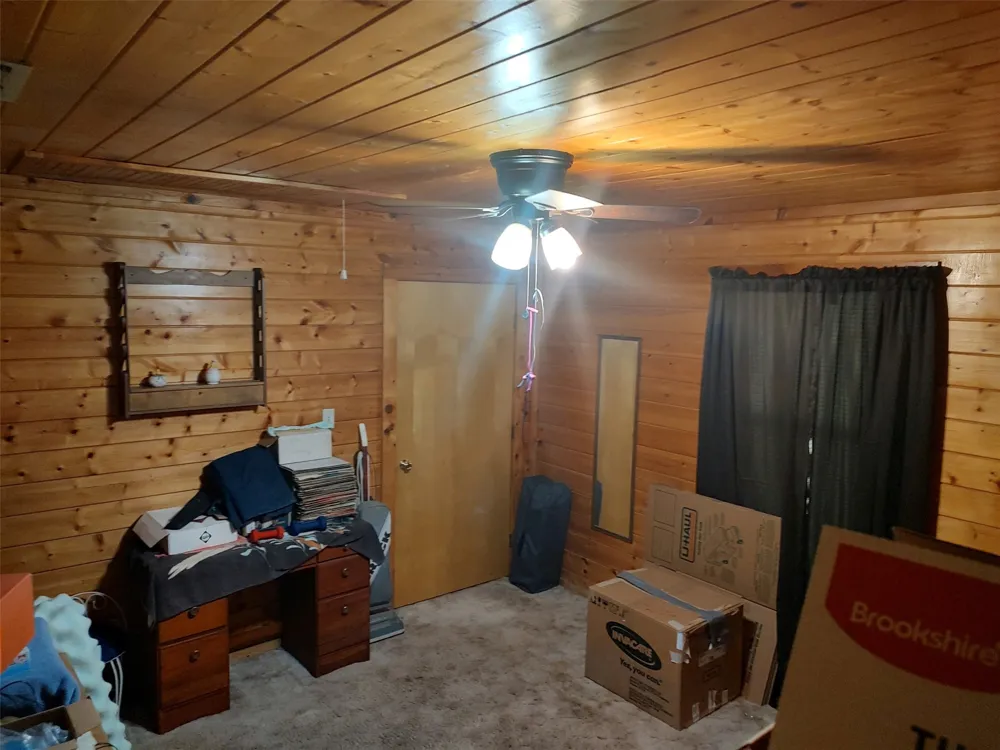 1061 CR 1807 3 ACRES Yantis, TX 75497