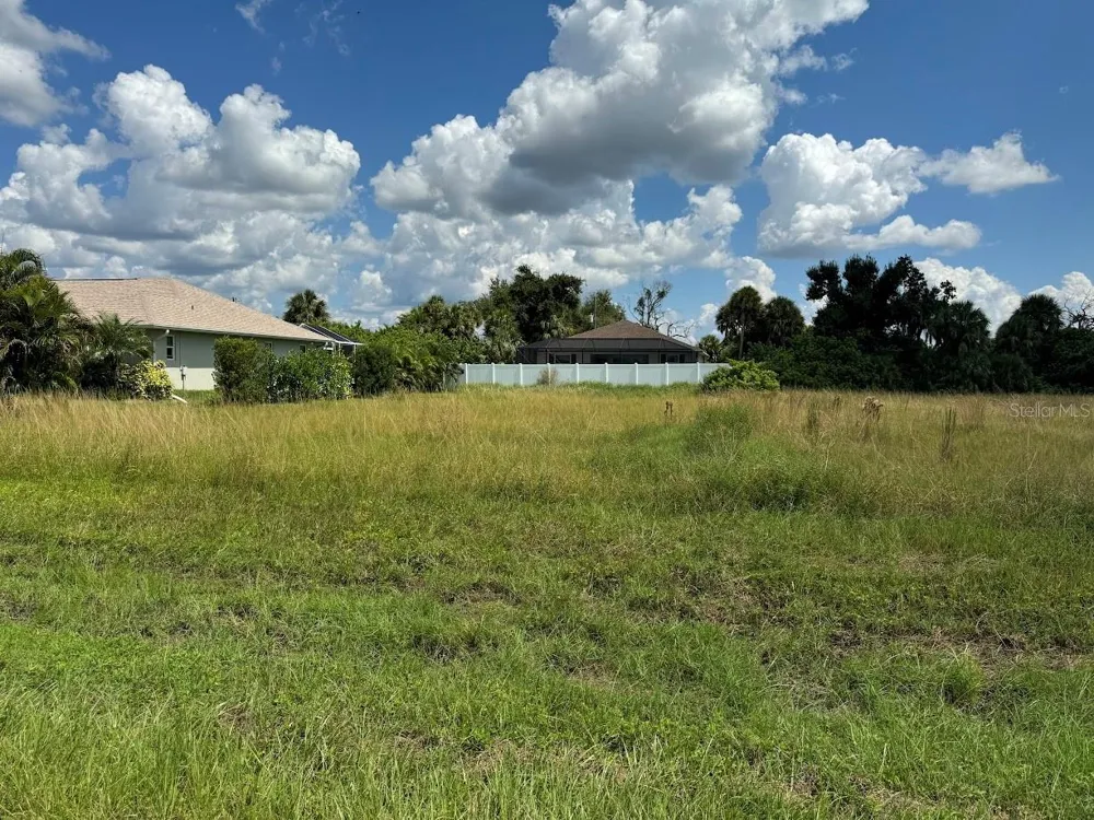 139 SESAME ROAD W Rotonda West, FL 33947