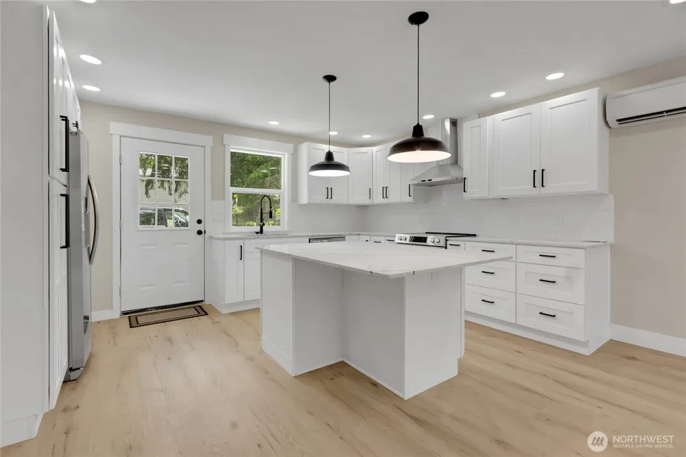 1804 13th Avenue Milton, WA 98354