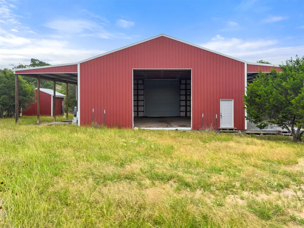 428 Summit Spring Lane Johnson City, TX 78636