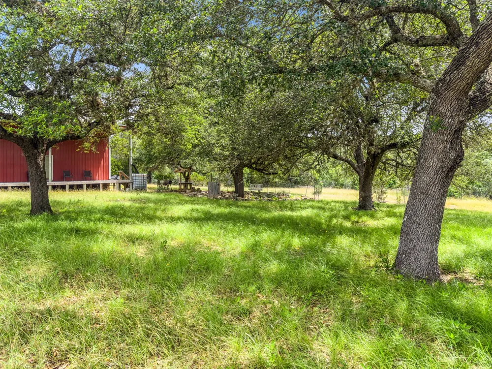 428 Summit Spring Lane Johnson City, TX 78636