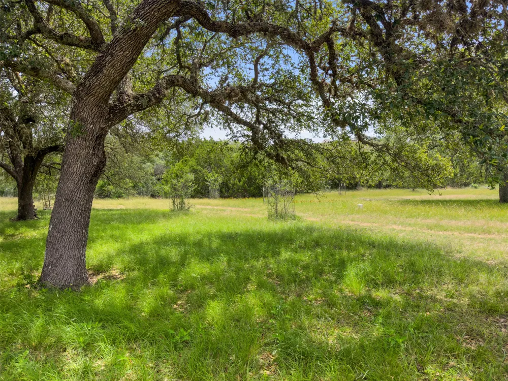 428 Summit Spring Lane Johnson City, TX 78636