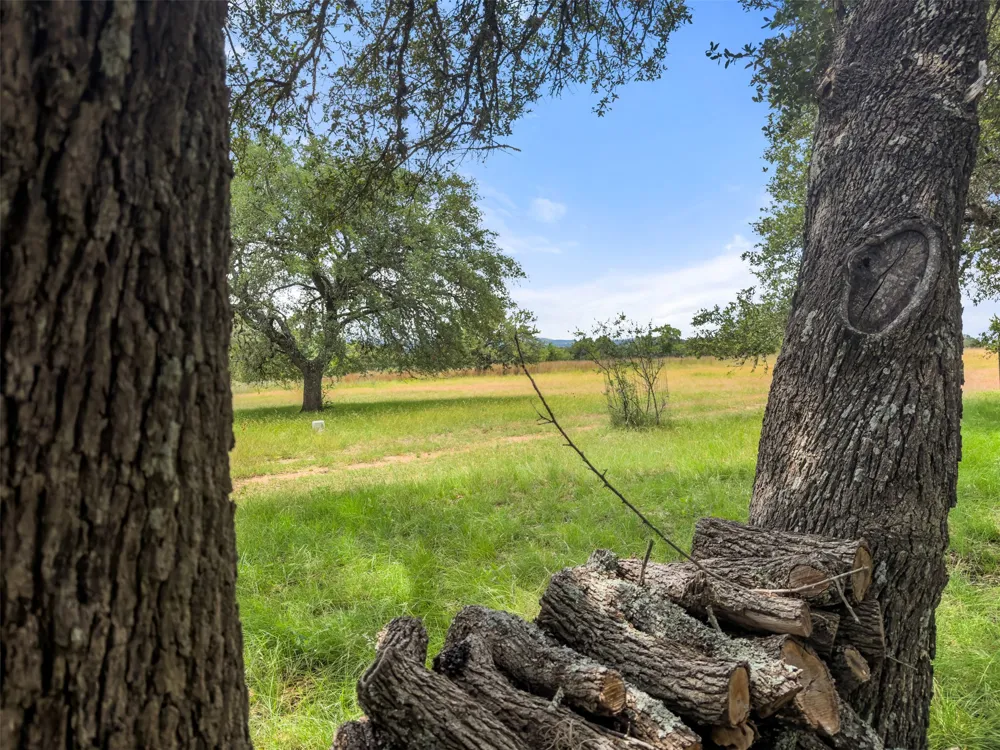 428 Summit Spring Lane Johnson City, TX 78636
