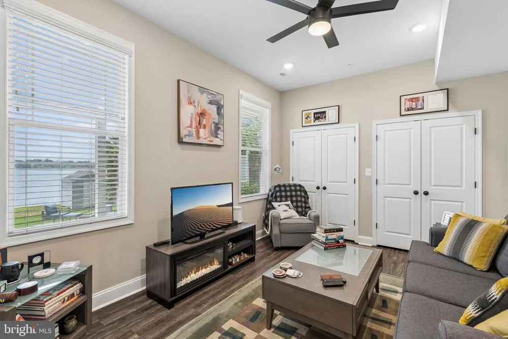 205 CHOPTANK AVENUE Rosedale, MD 21237