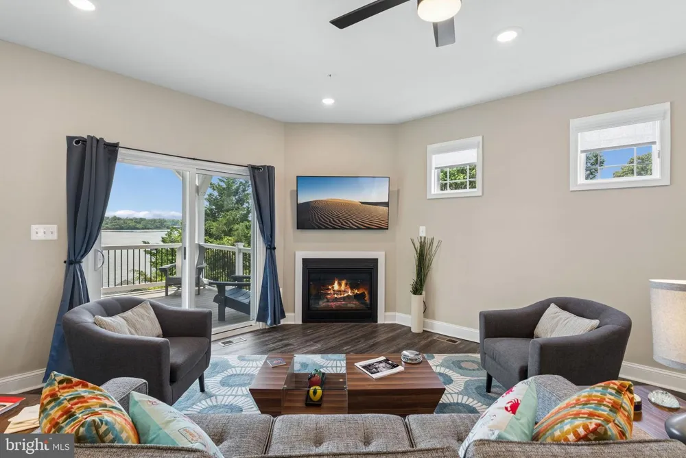 205 CHOPTANK AVENUE Rosedale, MD 21237