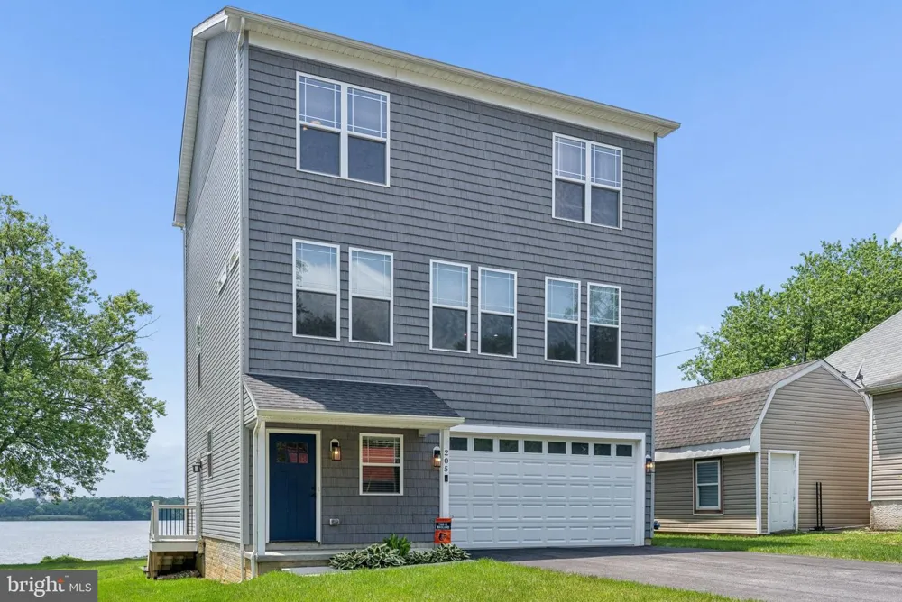 205 CHOPTANK AVENUE Rosedale, MD 21237