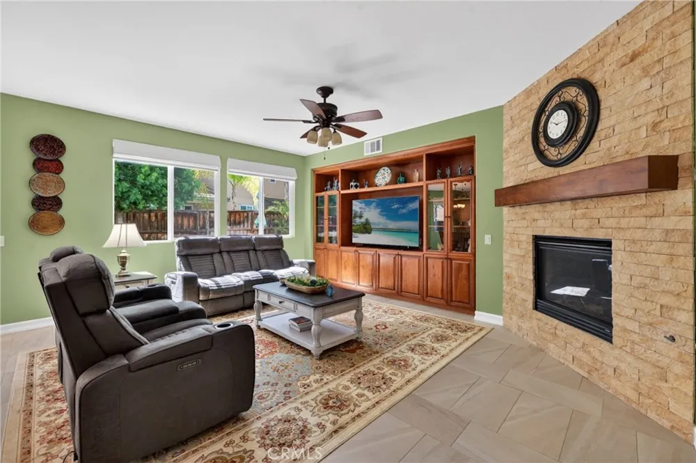 38134 Padaro Street Murrieta, CA 92563