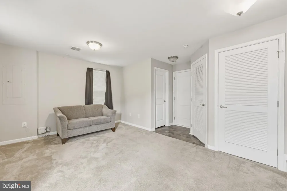 325 SCHMIDT ROAD Phoenixville, PA 19460
