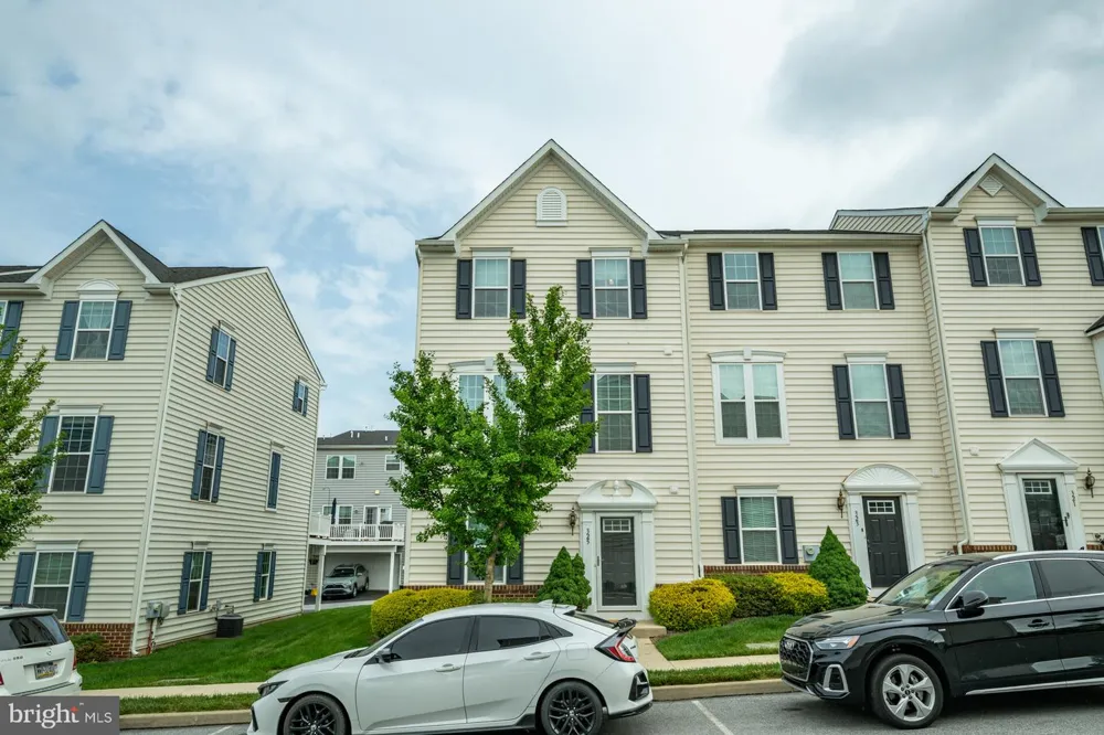 325 SCHMIDT ROAD Phoenixville, PA 19460