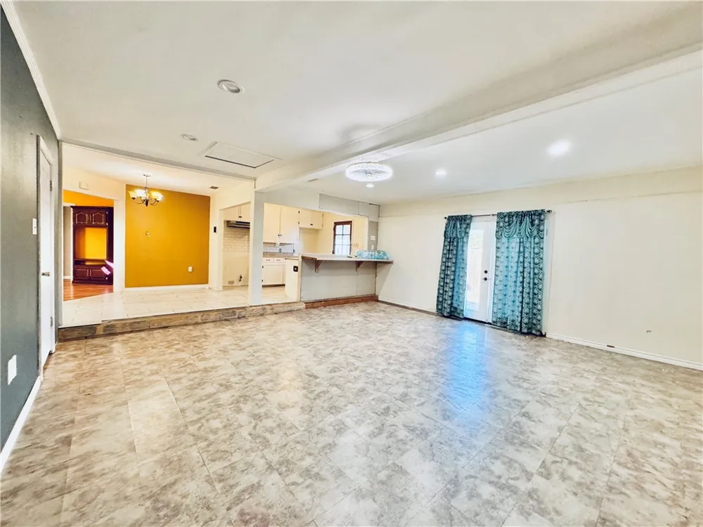 1000 E Toledo Street Beeville, TX 78102