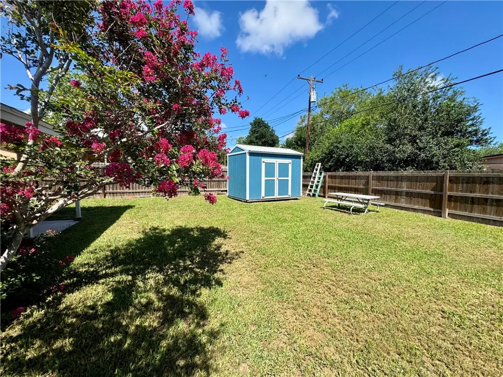 1000 E Toledo Street Beeville, TX 78102