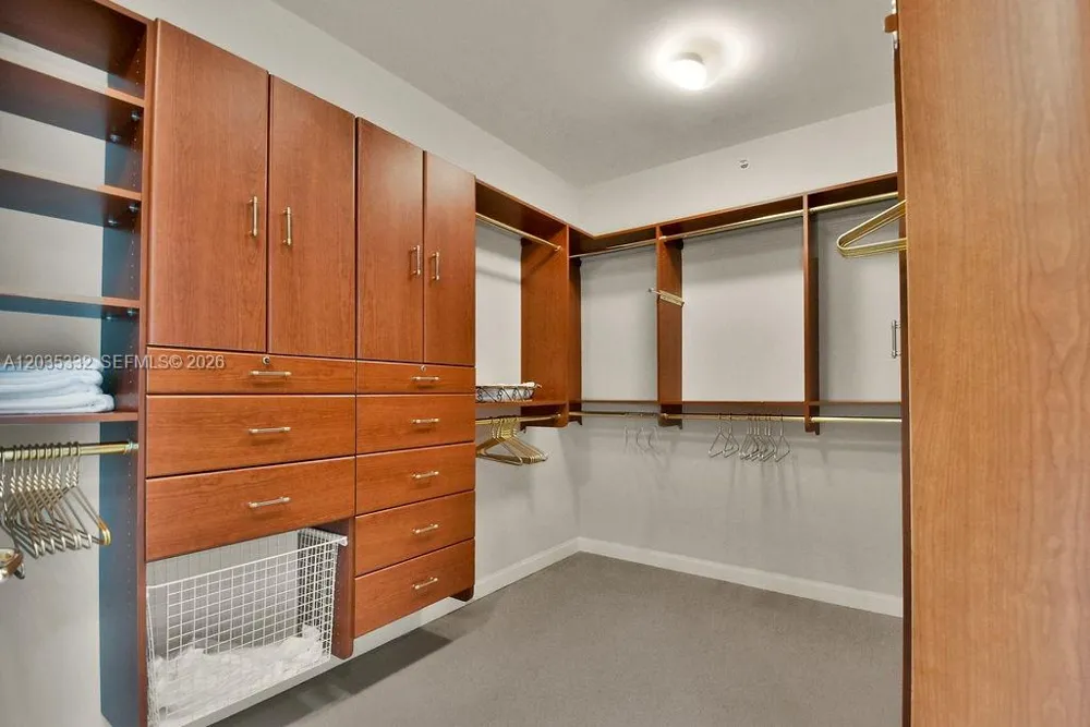 19955 NE 38th Ct #1701 Aventura, FL 33180
