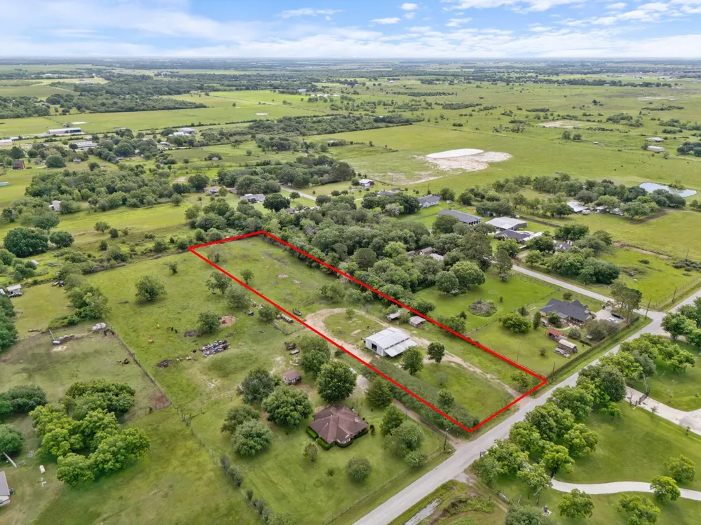 4711 Baker Road Needville, TX 77461