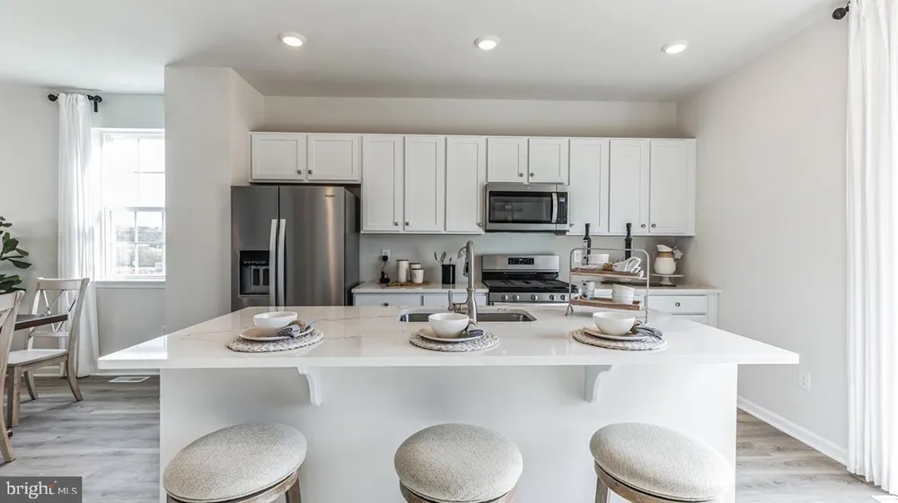 3090 MARTHA WAY Pennsburg, PA 18073