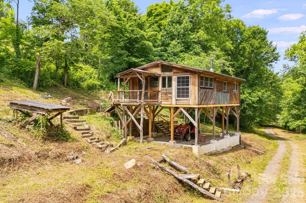 224 Allen Drive Marshall, NC 28753