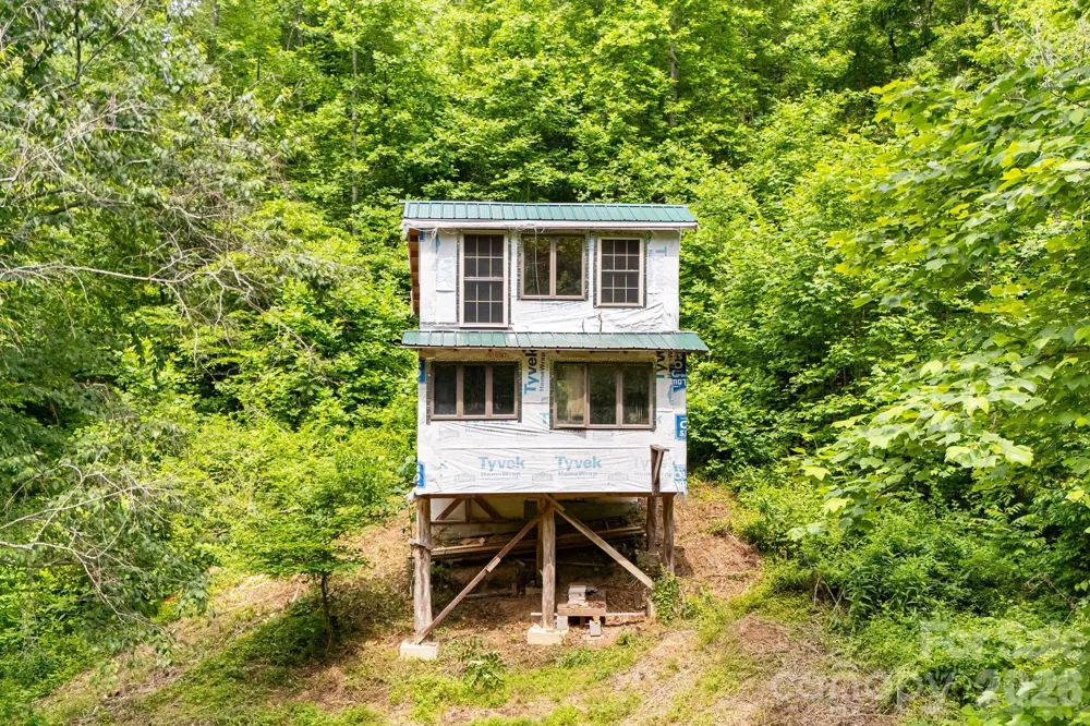 224 Allen Drive Marshall, NC 28753