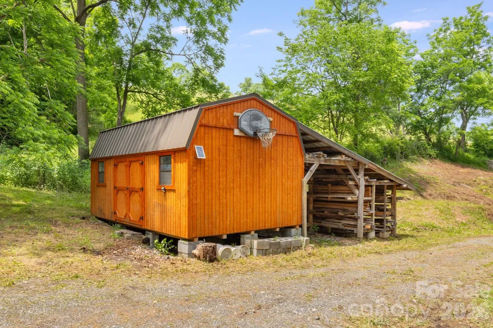 224 Allen Drive Marshall, NC 28753