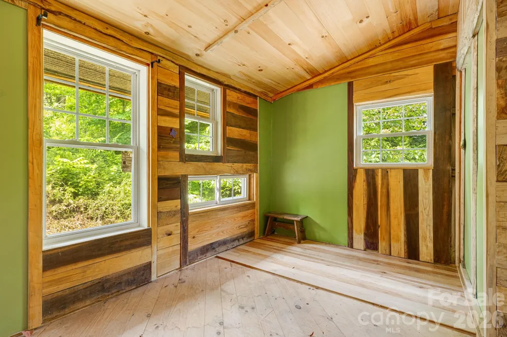 224 Allen Drive Marshall, NC 28753