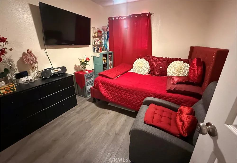 38714 Frontier Palmdale, CA 93550