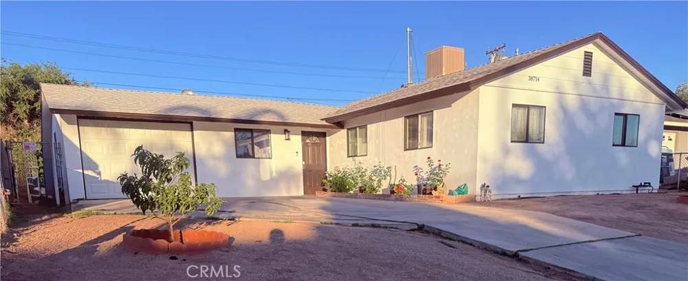 38714 Frontier Palmdale, CA 93550